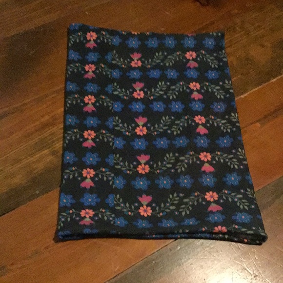 Amazing quality headbands/tube tops/etc! - Picture 3 of 8